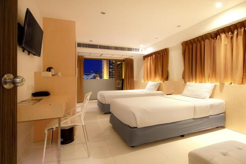 Ten Stars Hotel Bangkok Ngoại thất bức ảnh