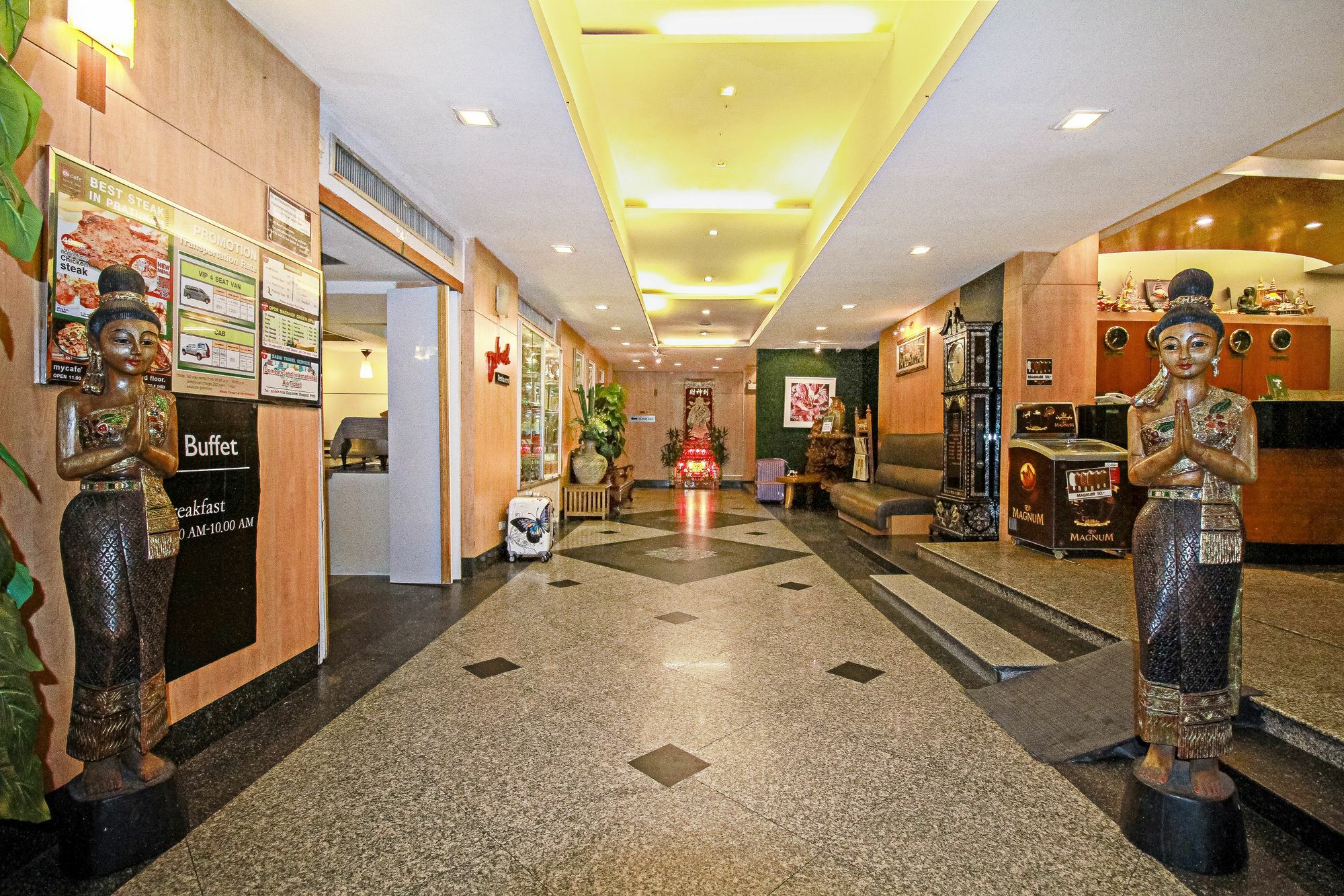 Ten Stars Hotel Bangkok Ngoại thất bức ảnh
