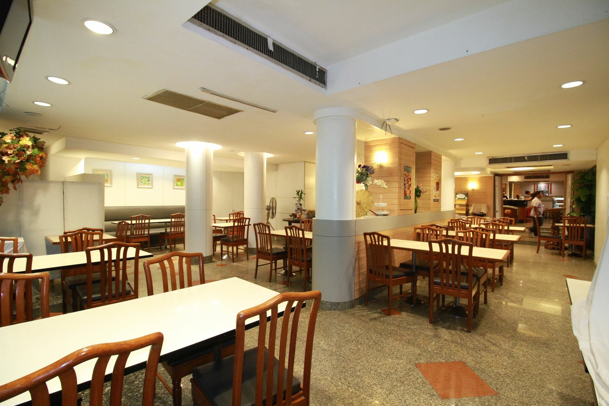 Ten Stars Hotel Bangkok Ngoại thất bức ảnh